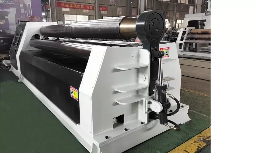 Четырехвалковый гидравлический вальцовочный станок STALEX W12-8x2500